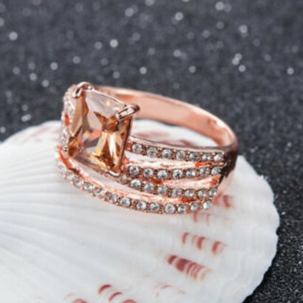 18k Rose Gold Morganite Ring - Picture 12 of 15
